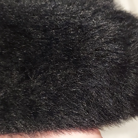 H & M Divided Black Faux Fur Cropped Long Sleeve Wide Neck Sweater Size Small - Picture 3 of 11